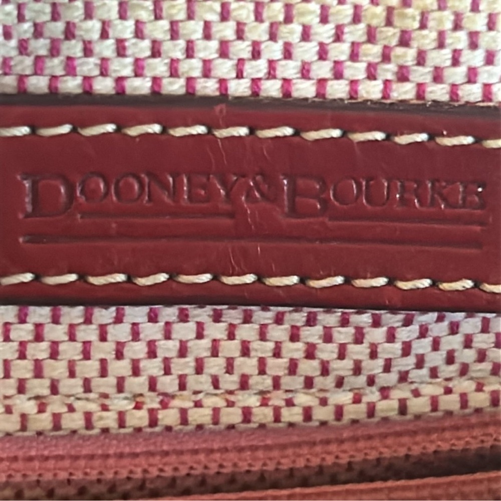 DOONEY & BOURKE Vintage Y2K Canvas and Leather Barrel Shoulder Bag - Picture 7 of 9